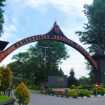 Gapura Akses Keluar Masuk Kampus UNS (dok. UNS)
